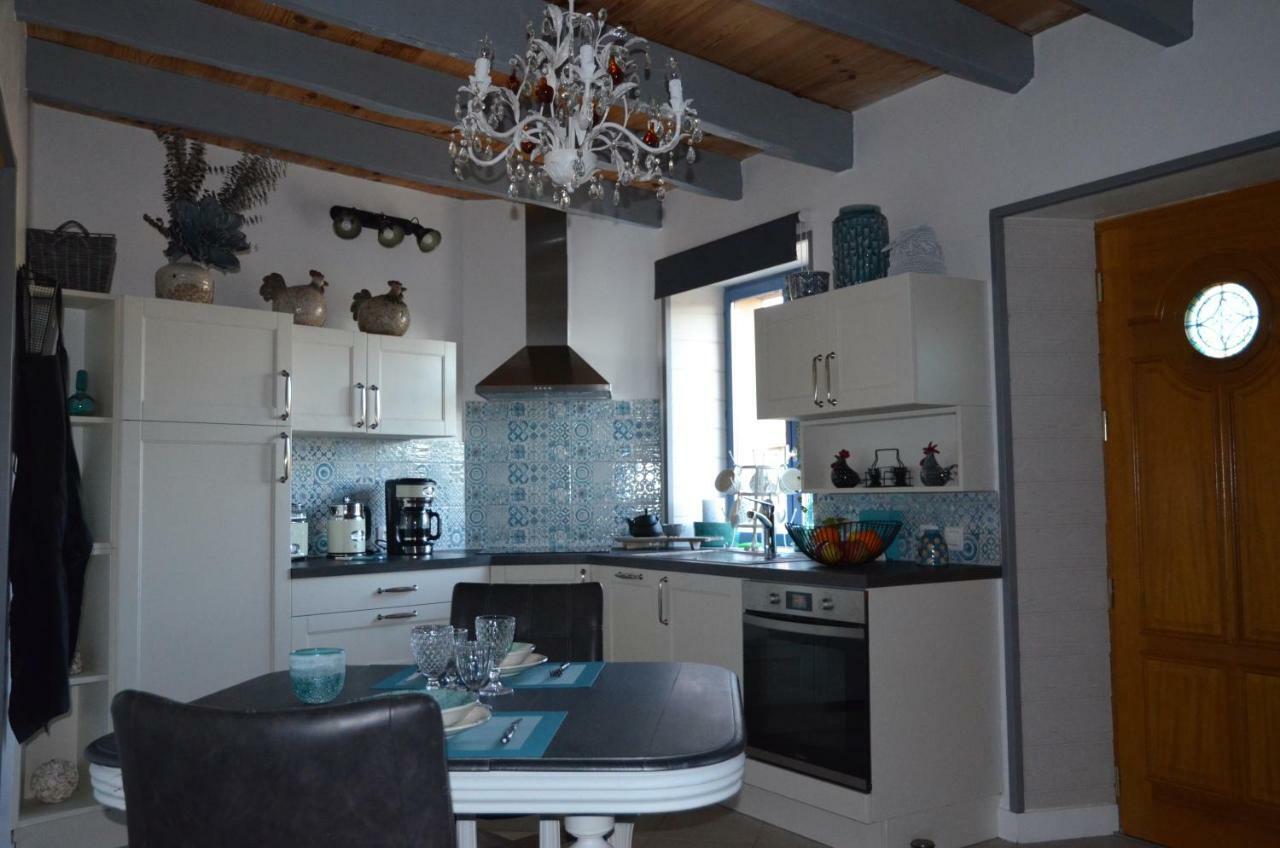 Le Clos Des Agapanthes Plogonnec ภายนอก รูปภาพ